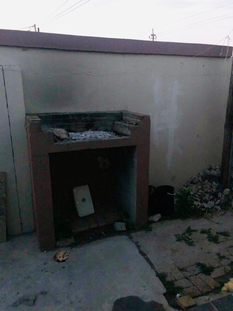 3 Bedroom Property for Sale in Khaya Western Cape
